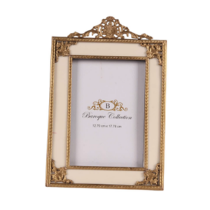 wit en gouden frame